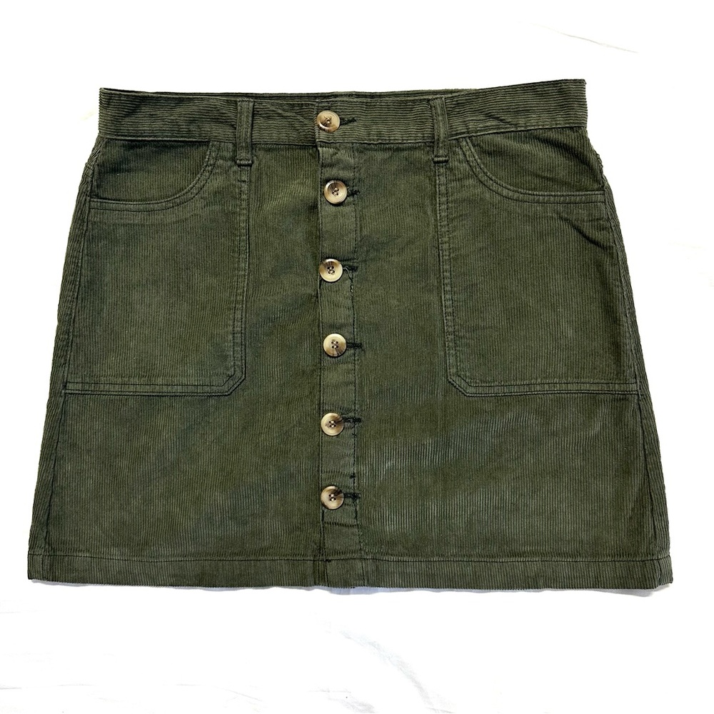 Kensie Green Gold Mini Pencil Skirt. Brand new.